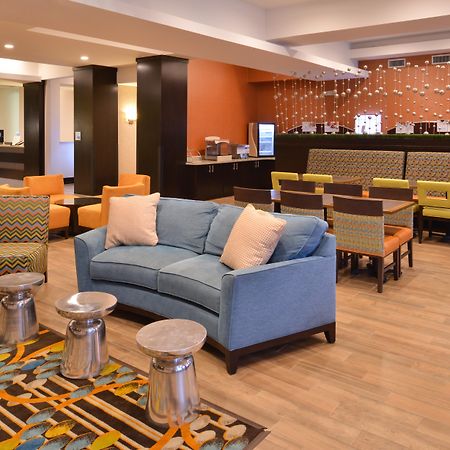 Holiday Inn Express & Suites Austin South By Ihg Extérieur photo