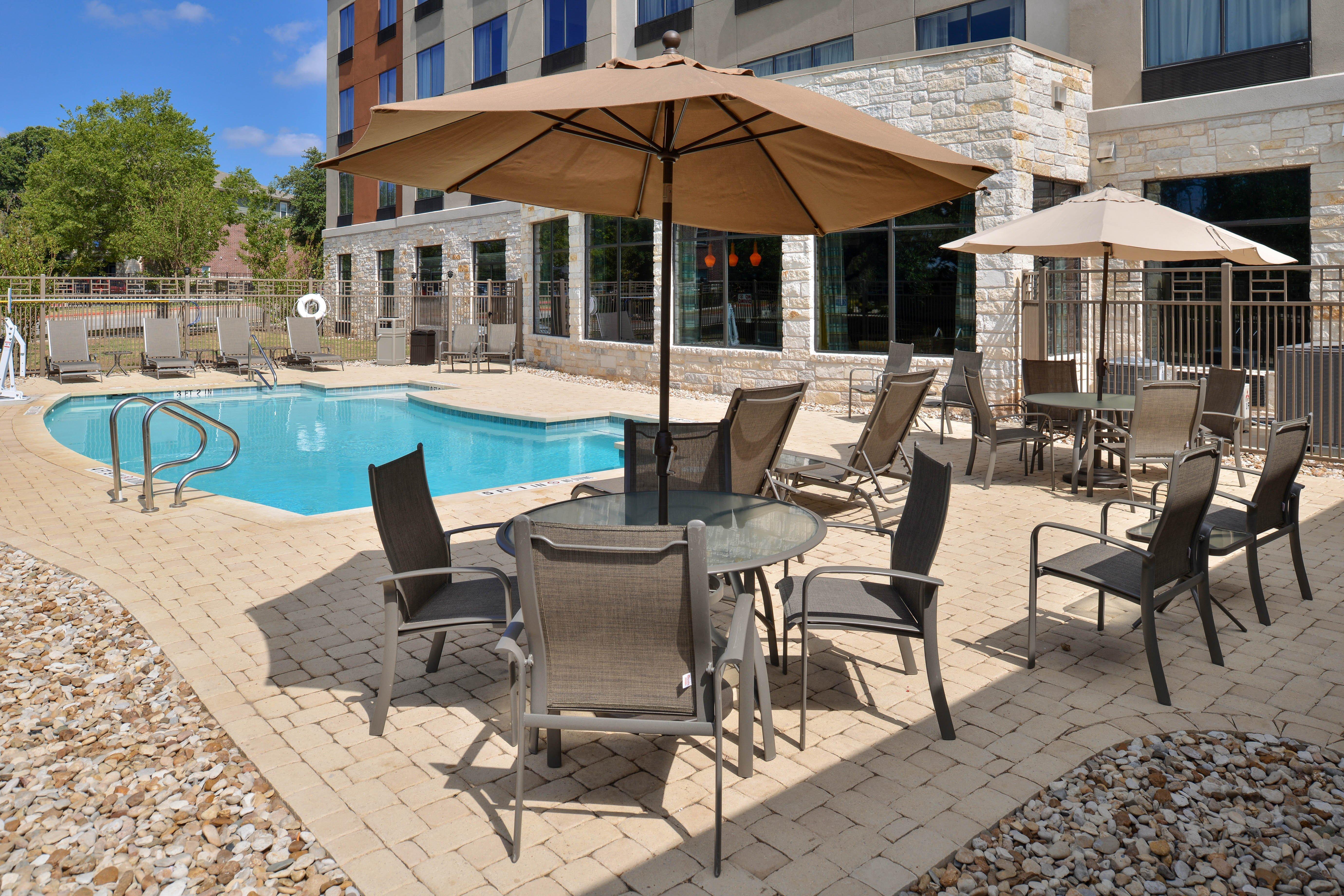 Holiday Inn Express & Suites Austin South By Ihg Extérieur photo